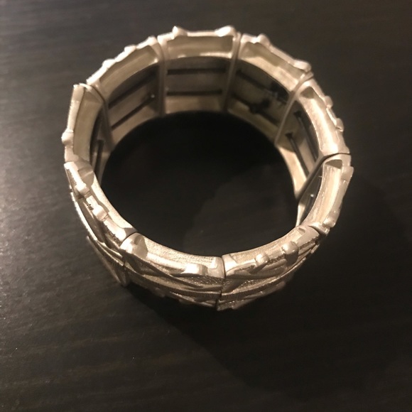 Gorgeous vintage 💯 tin bracelet - Picture 3 of 3